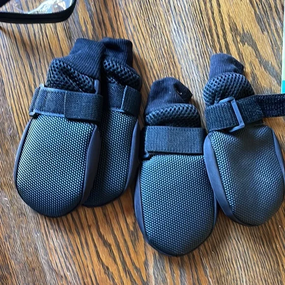 Dog booties - Picture 3 of 3